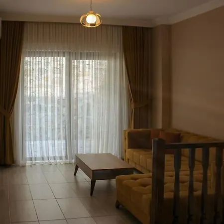 فيلة Sawsana Villalari *