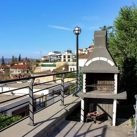 Sawsana Villalari